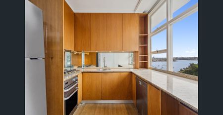 Harbourside Living with Iconic Views – Lifestyle & Location in One - Photo 3