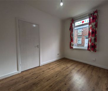 3 bed terraced house to rent in Harford Street, Middlesbrough, TS1 - Photo 1