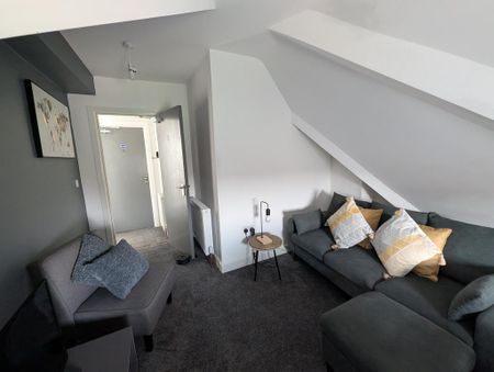 1 bedroom house of multiple occupation to rent - Photo 2