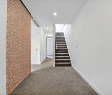 Inner City Warehouse Living - Photo 4