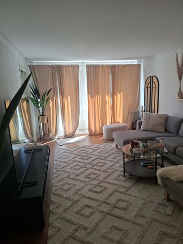 Glidflyktsgatan, Skarpnäck - Photo 2