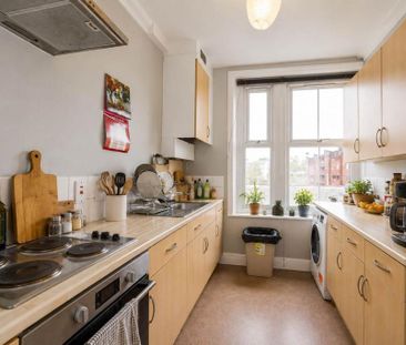 4 bedroom maisonette to rent - Photo 1