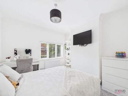 3 bedroom end of terrace house to rent - Photo 3