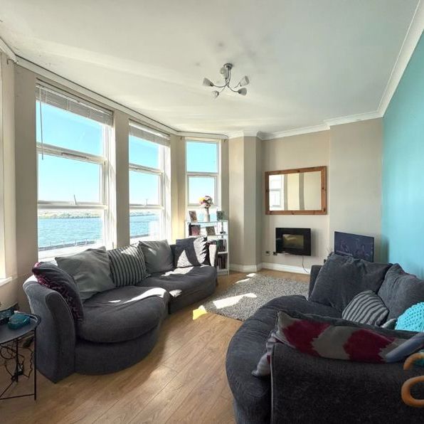 To Let – Franklyn Court, Promenade, Southport – Overlooking Marine Lake - Photo 1