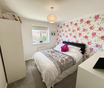 4 bedroom detached house to rent - Photo 6