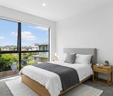 Discover the Pinnacle of Modern, Spacious Living - Photo 5