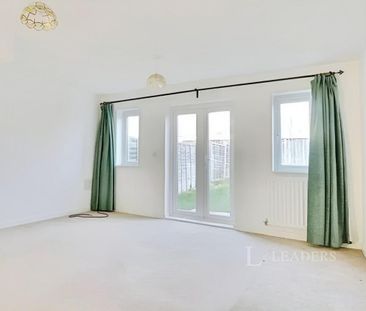 2 bedroom semi-detached house to rent - Photo 4