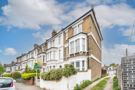 2 bedroom flat to rent - Photo 4