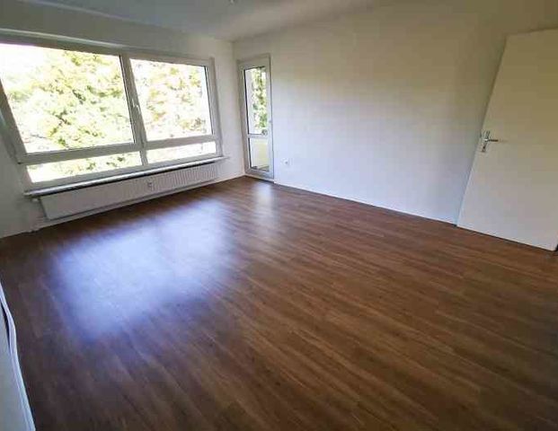 Wer will mich!? Ansprechende 2,5-Zimmer-Wohnung mit Balkon - Foto 1