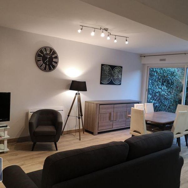 Location Appartement 1 pièce 17m² ANGERS 49000 - Photo 1
