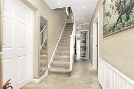 Hanworth Road, Whitton, Hounslow, TW4 5NU - Photo 4