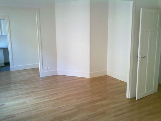 Location appartement 2 pièces, 38.91m², Paris 17 - Photo 1