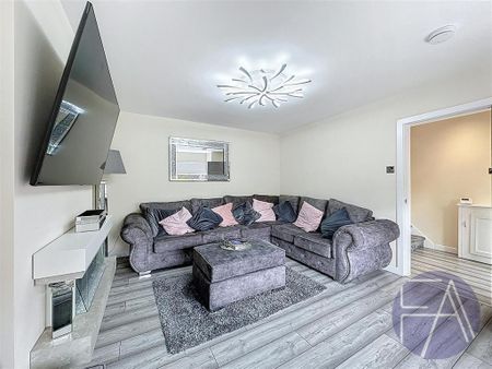 5 bedroom detached house to rent - Photo 5