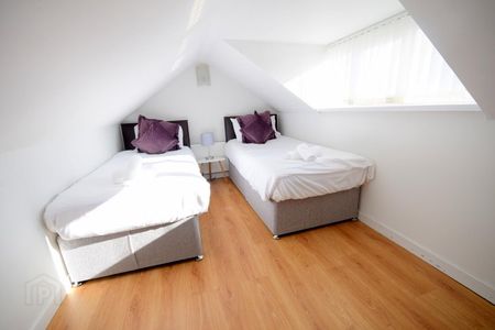 13 Ballygowan Road, BT57LH, Belfast - Photo 5