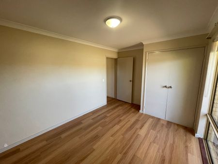 16A Scarp View, Swan View WA 6056 - House For Rent | Domain - Photo 5