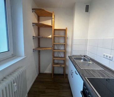 Für Kurzentschlossene: 1-Zimmer Wohnung in zentraler Lage - Photo 5