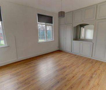 3 BED Terraced House To rent - Photo 3