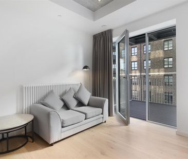 1 bedroom flat - Photo 1