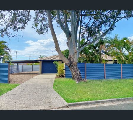 21 Mirnoo Street, Currimundi, Qld 4551 - Photo 4