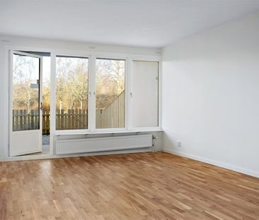 Syster Jennys väg 40 B - Photo 1