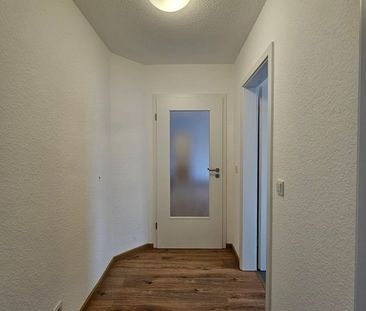 Renovierte 2-Zimmer Wohnung mit Küche im gepflegten Altbau - Foto 2