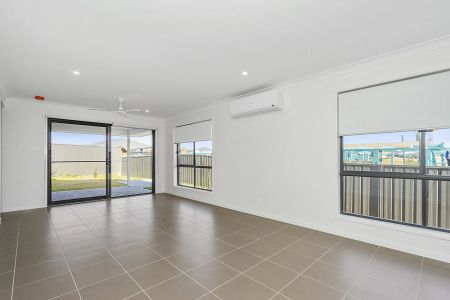 3 Bedroom Low Maintenance Duplex - Photo 3