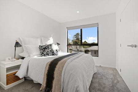11 Red Arches Road, Henderson - Photo 4