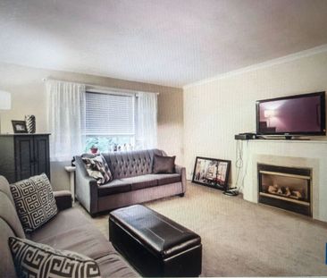 For Lease - 1217 Avenue Road Unit# 4, Toronto, Ontario - Photo 1