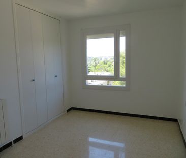 T2, 57m²+Parking Nîmes, Rue des Bananiers, 625€ H.C - Photo 4