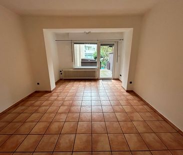 Helle 3 Zimmer Wohnung im Erdgeschoss mit großer Terrasse und Garten! - Foto 2