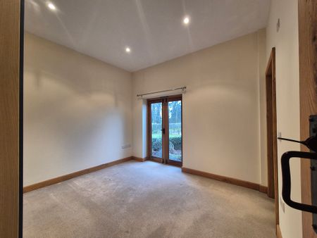 2 bed barn conversion to rent in Cherry Barn, Pencombe, Bromyard, Herefordshire - Photo 2