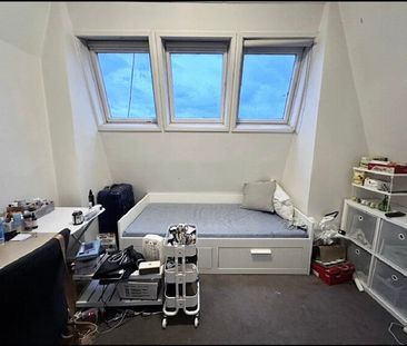 South Melbourne - Photo 3