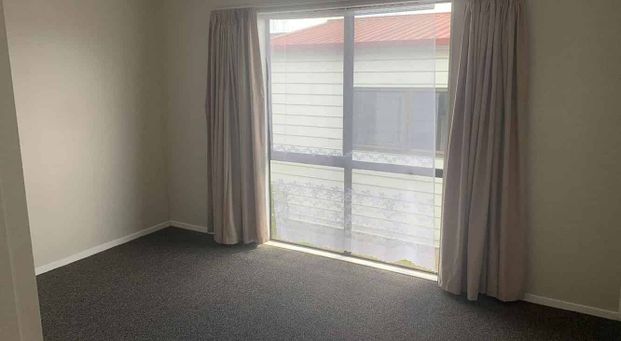 Affordable 3-Bedroom Home with Decent Garage - Photo 1