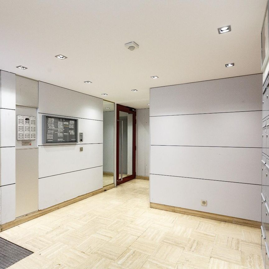 location Appartement T1 DE 26m² À PARIS - Photo 2