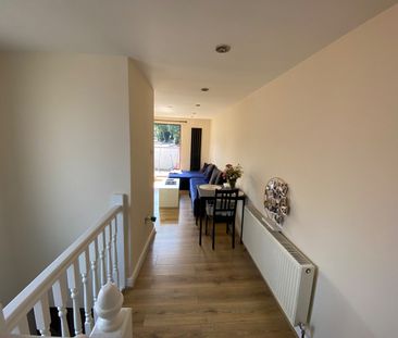 2 Bed Detached House, Amersham Road, SE14 - Photo 3