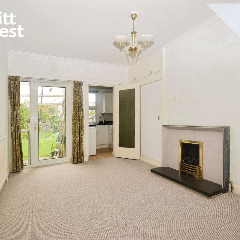 4 bedroom detached bungalow to rent - Photo 1