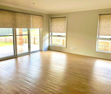 Superb Quality Home in Quiet Location - Photo 4