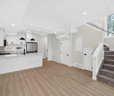 SF354 - 11306 123 Street - Inglewood 9 Plex — 3 Bed 2.5 Bath - Photo 6