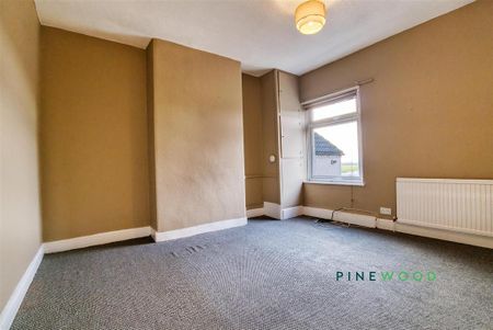3 bedroom terraced house to rent - Photo 3