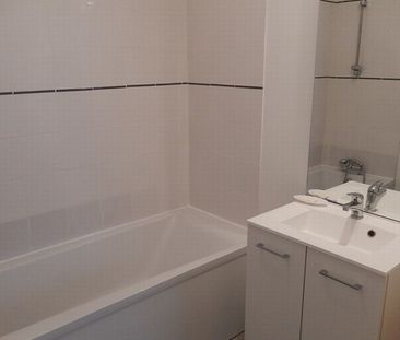 Location Appartement 2 pièces 68m² BORDEAUX 33000 - Photo 4