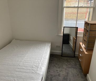 2 Bed Maisonette, Parfrey Street, W6 - Photo 3