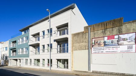 Apartamento T2 novo com varanda para arrendar no centro do Porto - Photo 2