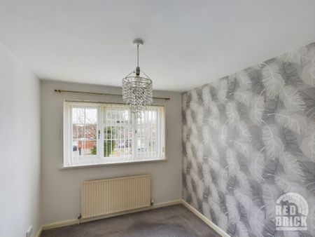 3 bedroom semi-detached house to rent - Photo 3