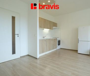 Pronájem bytu 1+kk 33 m2 - Fotografie 5