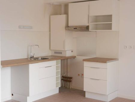 Location appartement t3 60 m² à Thouaré-sur-Loire (44470) - - Photo 4