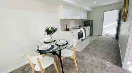 Fully Furnished & Parking Onsite! - Photo 3