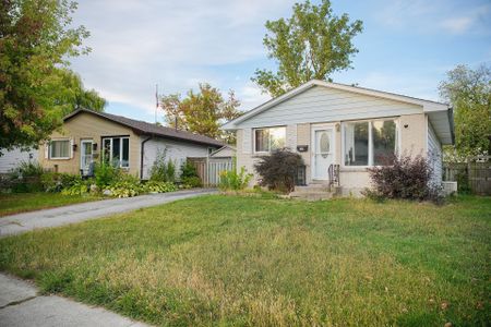 For Lease - 176 Culver Crescent Unit# Main Fl, London East, Ontario - Photo 2