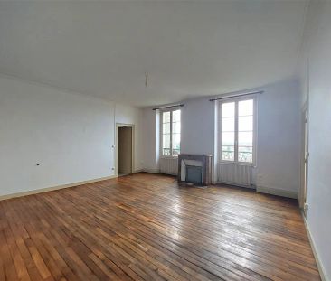 Location appartement 4 pièces - 147m² à Saint jean d angely (17400) - Photo 6