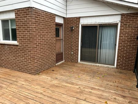 For Lease - 188 Mason Avenue, Bradford West Gwillimbury, Ontario - Photo 2