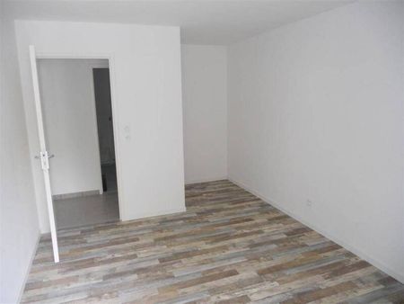 Appartement 2 pièces - - Photo 2